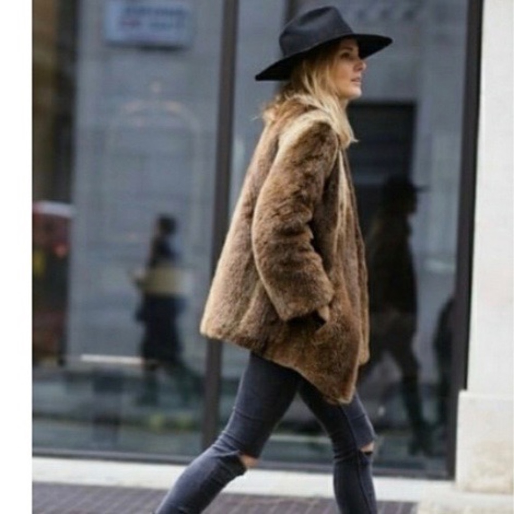 GINO ROSSI Tissavel Faux Fur Coat - Picture 1 of 7